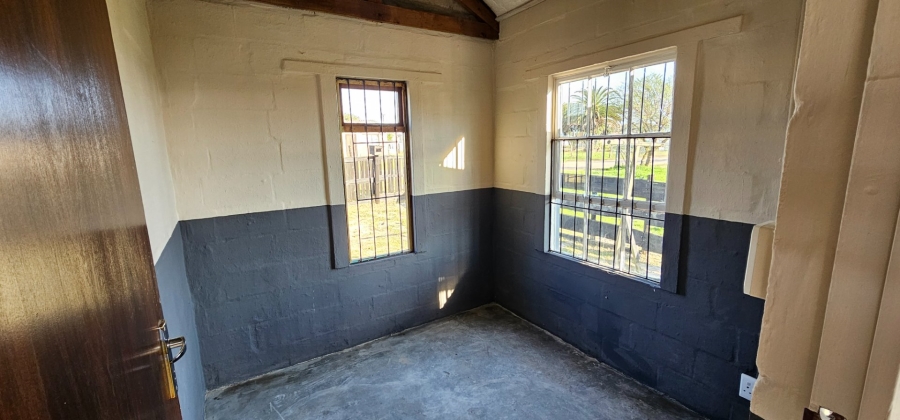 To Let 2 Bedroom Property for Rent in Theronville Western Cape